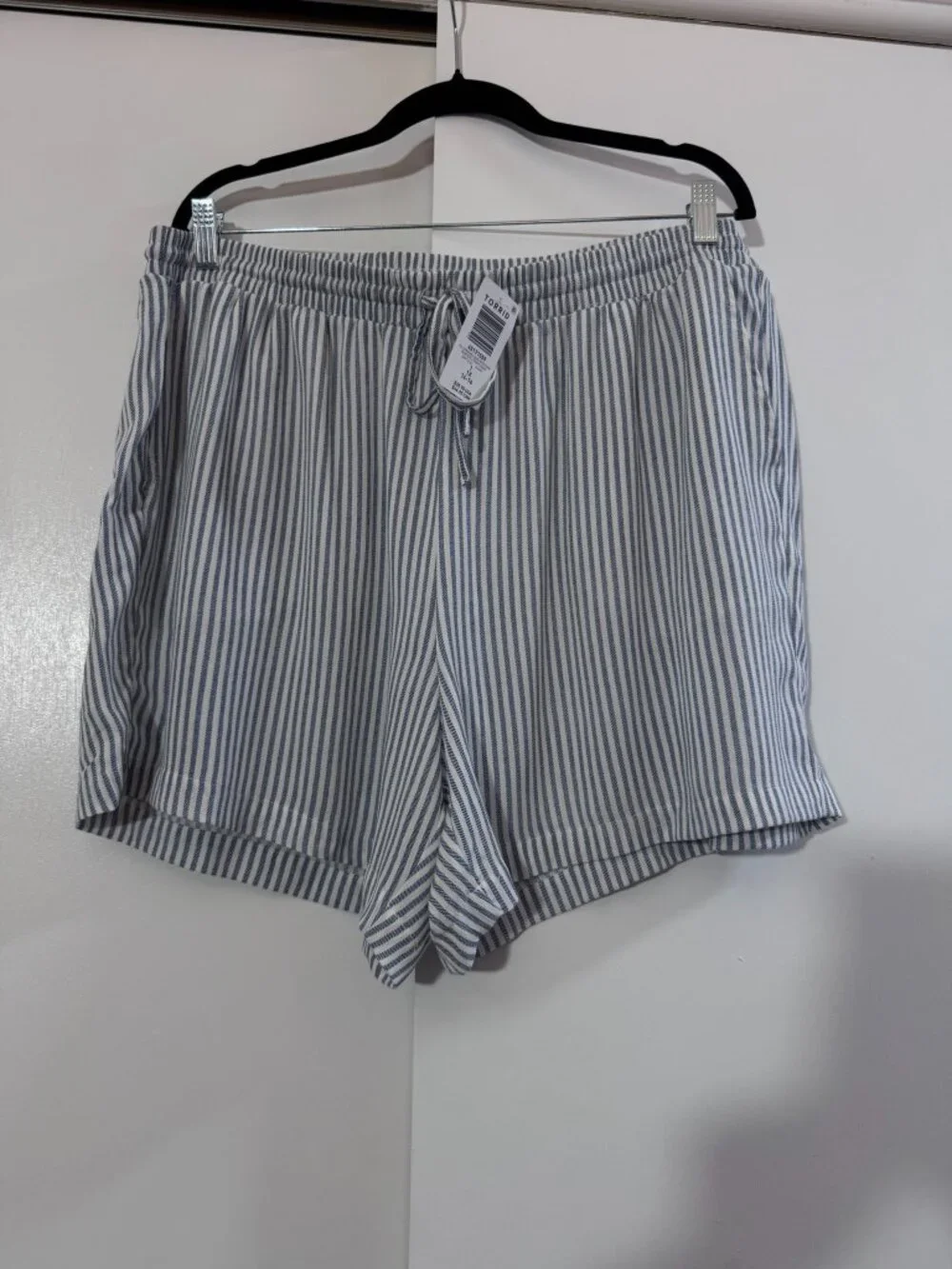 torrid pull high